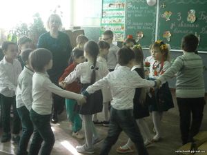 Міжнародний жіночий день - 8 березня11