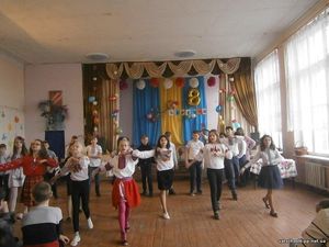 Міжнародний жіночий день - 8 березня4