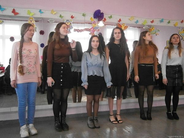 Святкуємо 8 березня12
