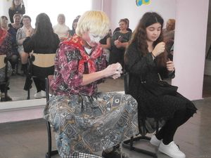 Святкуємо 8 березня9
